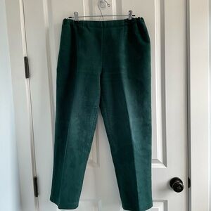 Draper's & Damon's Petites Forest Green Straight Leg Pants